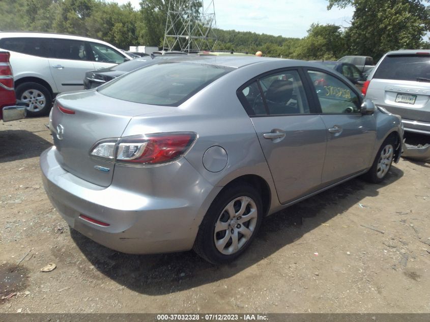 2013 MAZDA MAZDA3 I SPORT - JM1BL1U78D1830321
