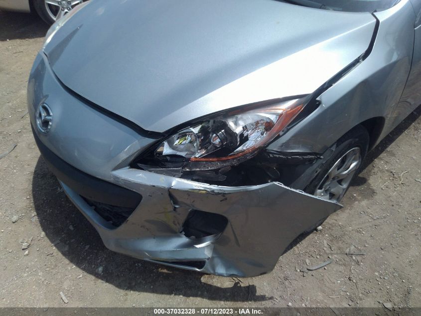 2013 MAZDA MAZDA3 I SPORT - JM1BL1U78D1830321
