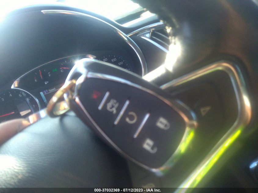 2018 CHEVROLET MALIBU LT - 1G1ZD5ST8JF252425