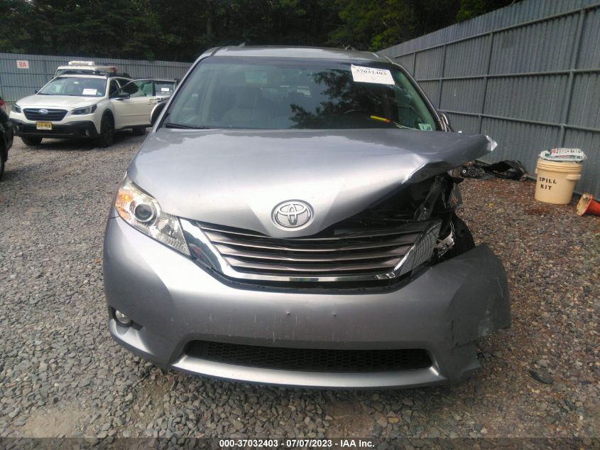 5TDDZ3DC7HS175870 2017 TOYOTA SIENNA, photo no. 12