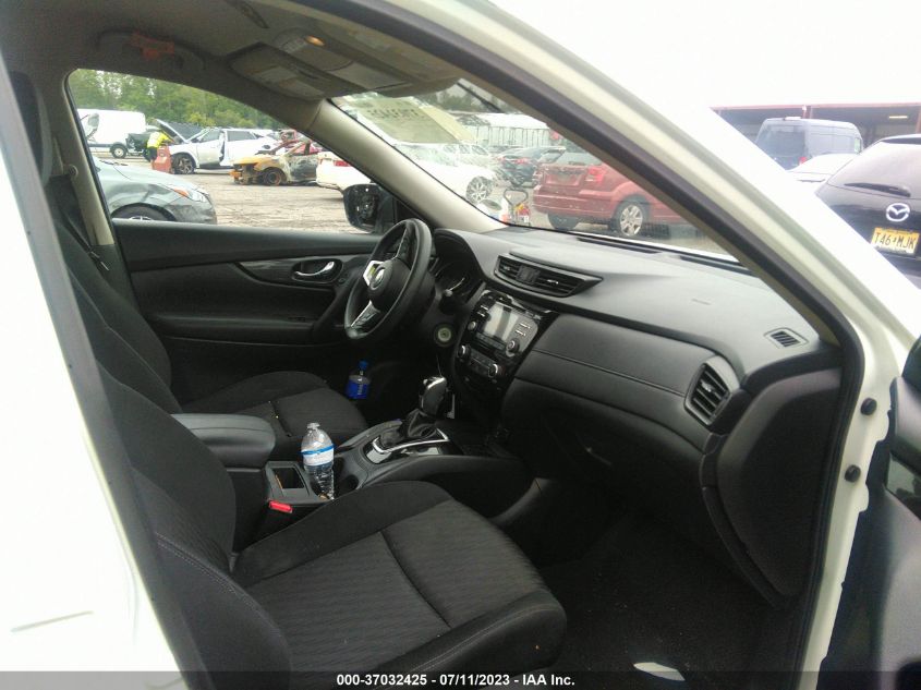 2017 NISSAN ROGUE S - KNMAT2MT4HP502587