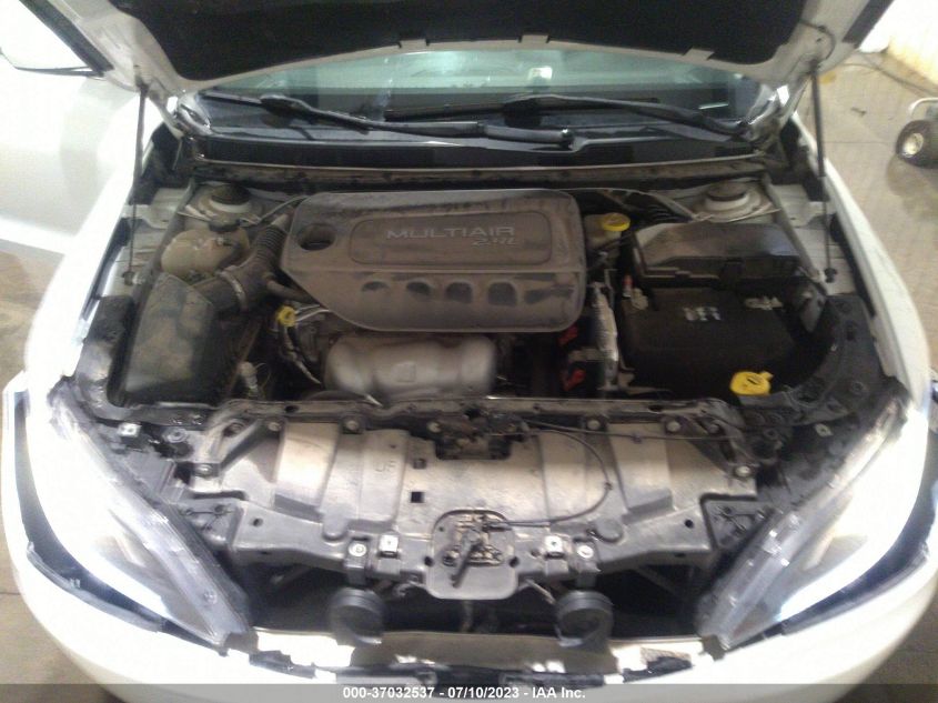 2016 CHRYSLER 200 LIMITED - 1C3CCCAB5GN128337