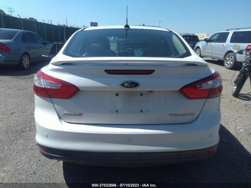 2014 FORD FOCUS TITANIUM - 1FADP3J20EL122142