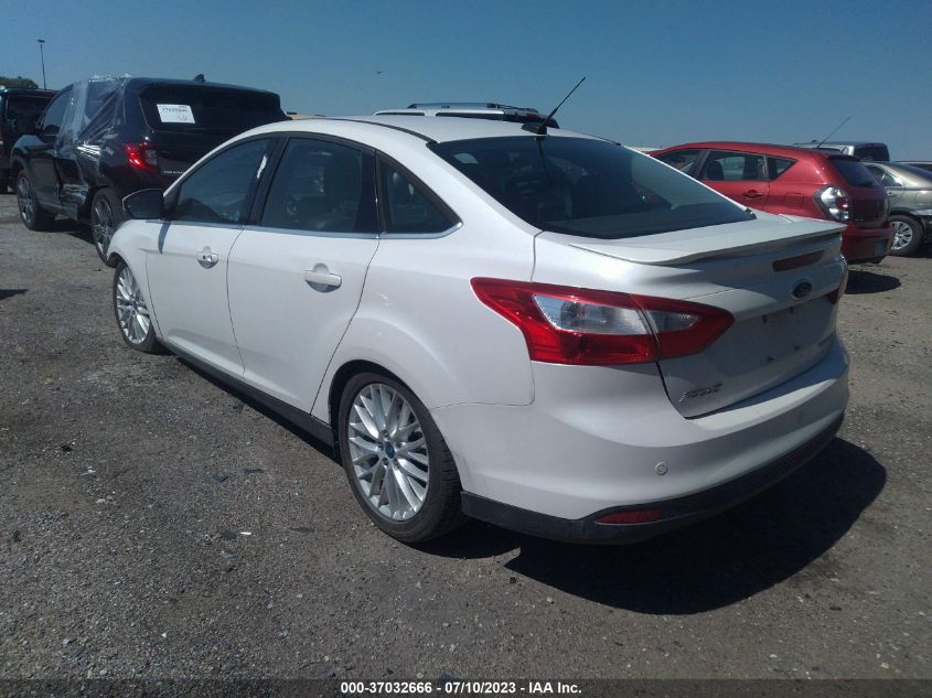 2014 FORD FOCUS TITANIUM - 1FADP3J20EL122142