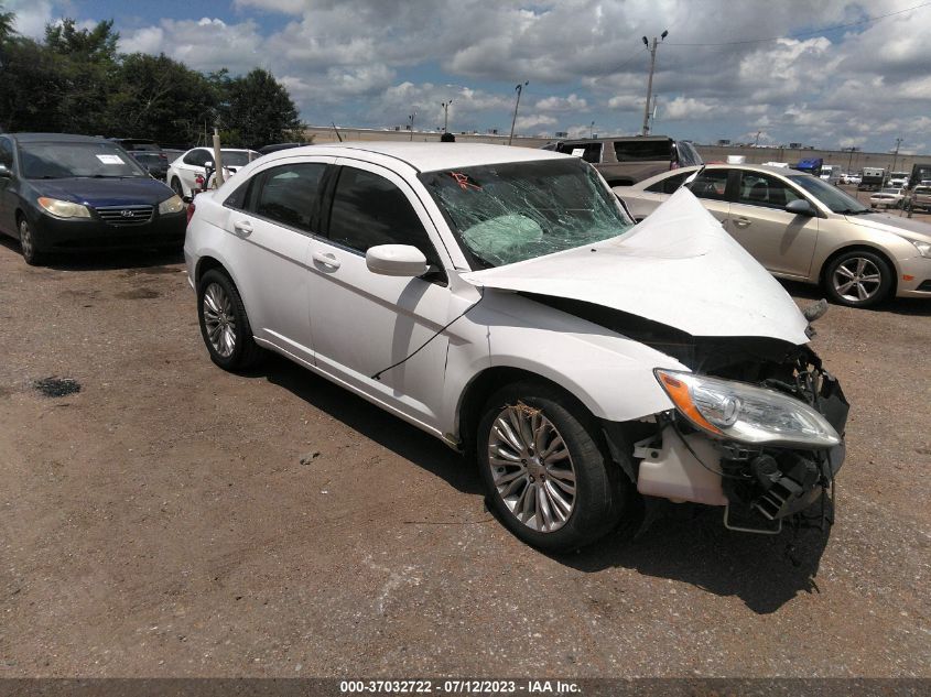 2013 CHRYSLER 200 LX - 1C3CCBAB4DN671524