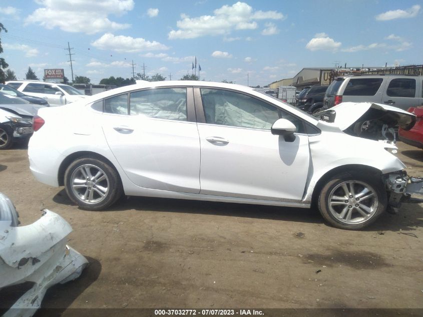 2018 CHEVROLET CRUZE LT - 1G1BE5SM8J7105846