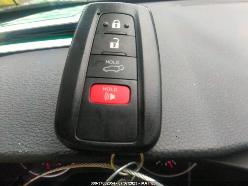 2021 TOYOTA RAV4 XLE - 2T3P1RFV2MW218672