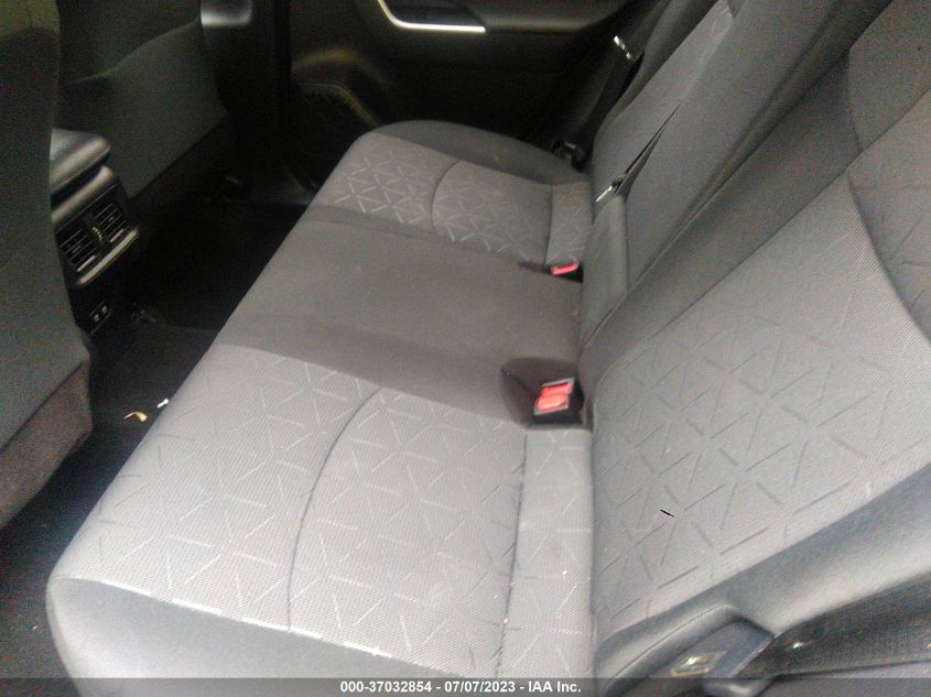 2021 TOYOTA RAV4 XLE - 2T3P1RFV2MW218672