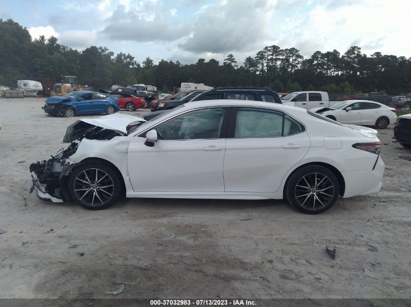 2022 TOYOTA CAMRY SE/SE NIGHT SHADE - 4T1G11AK2NU679122