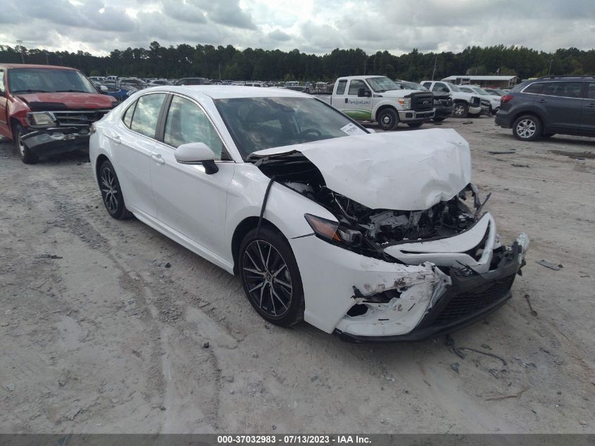 2022 TOYOTA CAMRY SE/SE NIGHT SHADE - 4T1G11AK2NU679122