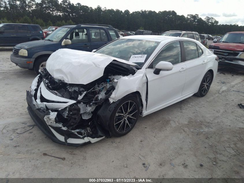 2022 TOYOTA CAMRY SE/SE NIGHT SHADE - 4T1G11AK2NU679122