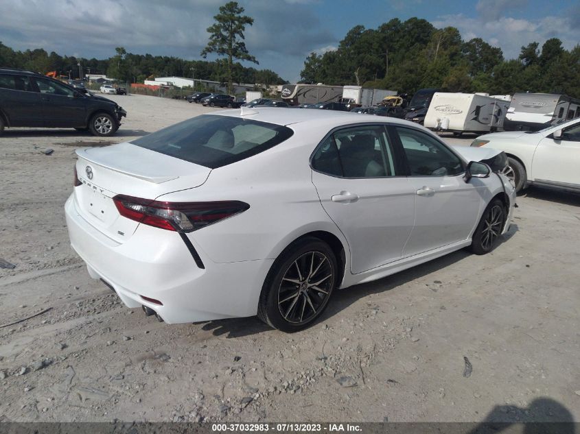 2022 TOYOTA CAMRY SE/SE NIGHT SHADE - 4T1G11AK2NU679122