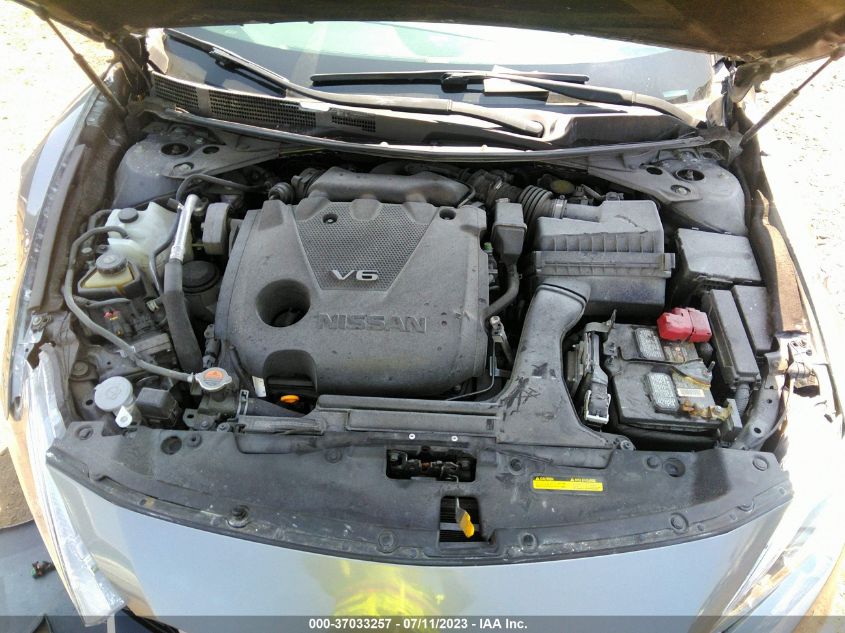 2017 NISSAN MAXIMA PLATINUM - 1N4AA6AP1HC436940
