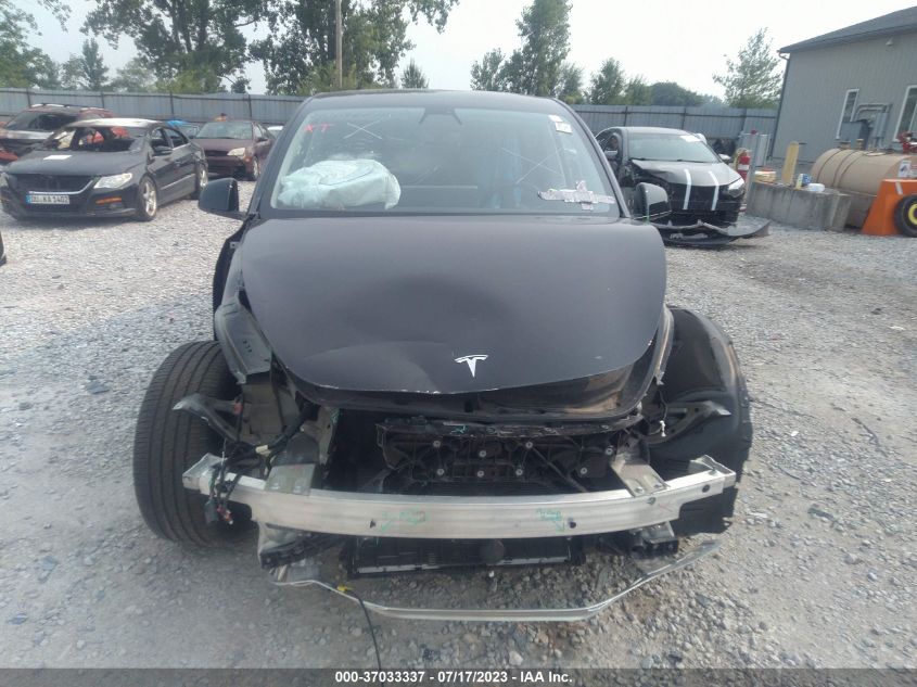 2022 TESLA MODEL Y LONG RANGE - 7SAYGDEE9NF425920