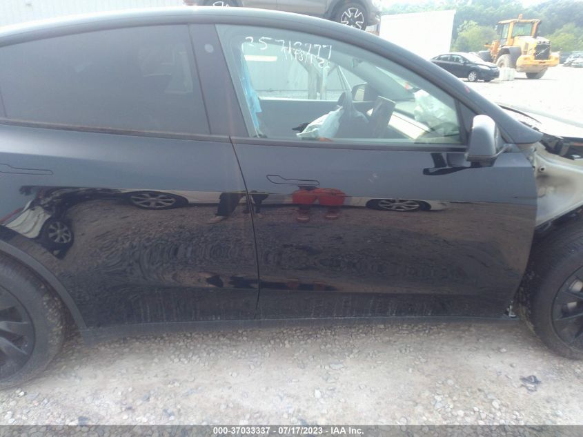 2022 TESLA MODEL Y LONG RANGE - 7SAYGDEE9NF425920