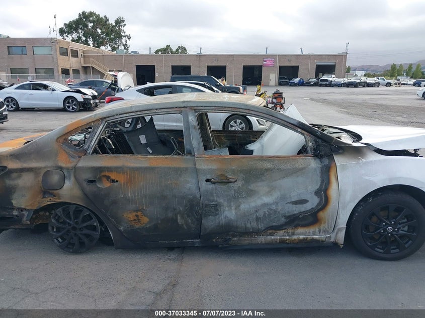 VIN 3N1AB7AP5JY310545 2018 NISSAN SENTRA S