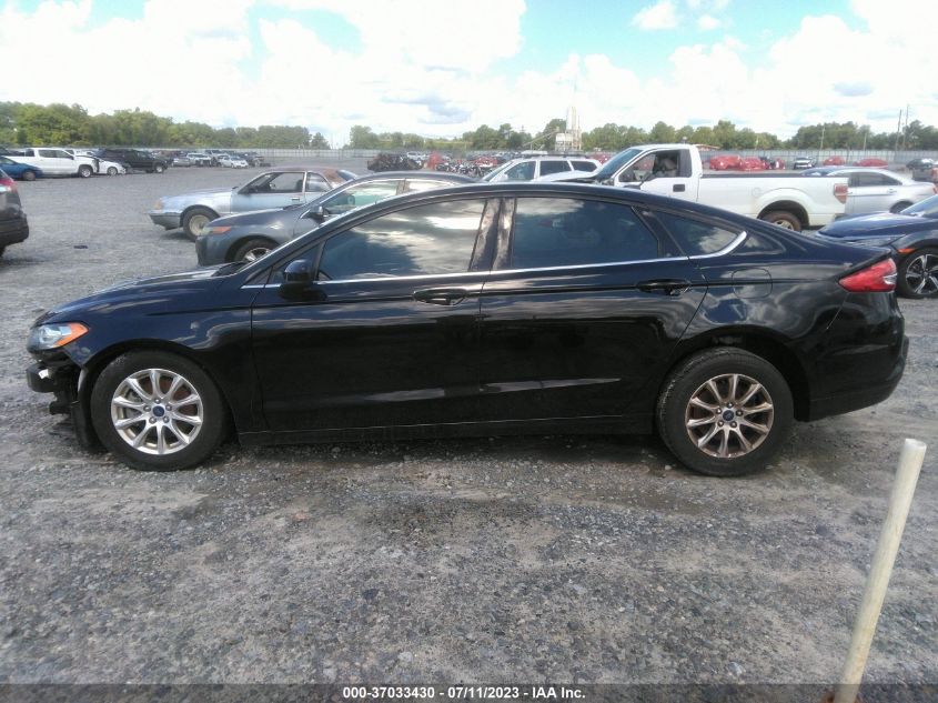 2018 FORD FUSION S - 3FA6P0G74JR195827