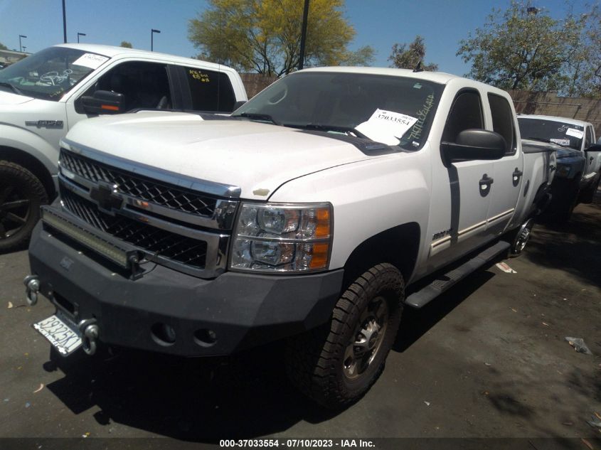 2013 CHEVROLET SILVERADO 2500HD LT - 1GC1KXC83DF185639