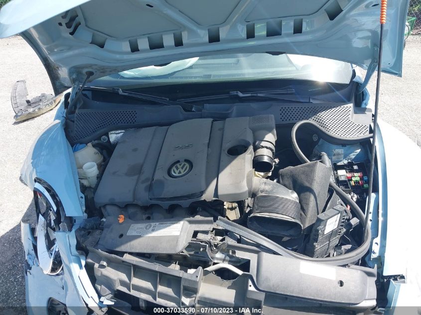 2013 VOLKSWAGEN BEETLE COUPE 2.5L - 3VWJP7ATXDM641660