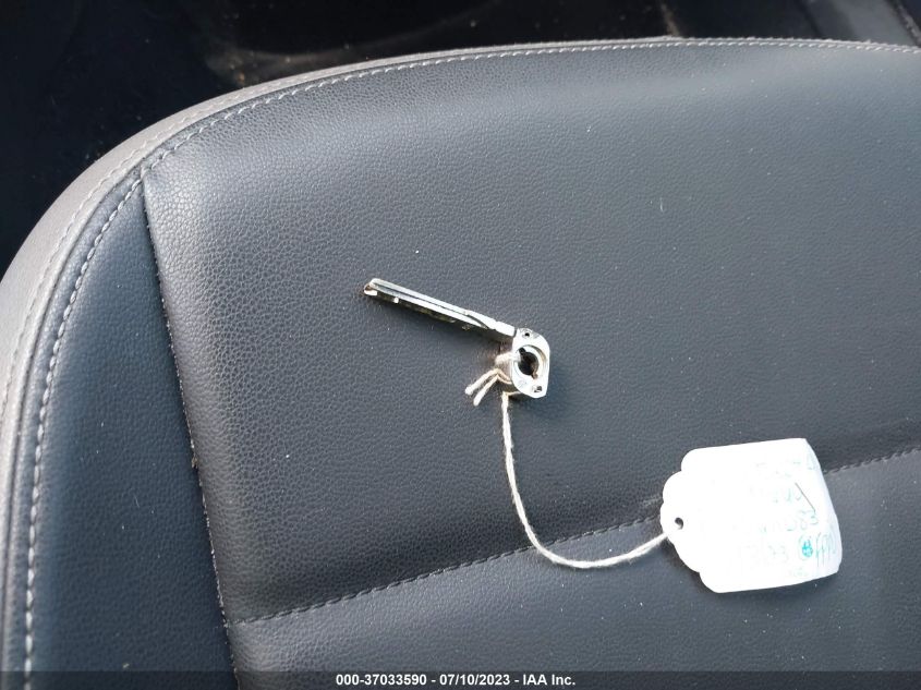 2013 VOLKSWAGEN BEETLE COUPE 2.5L - 3VWJP7ATXDM641660