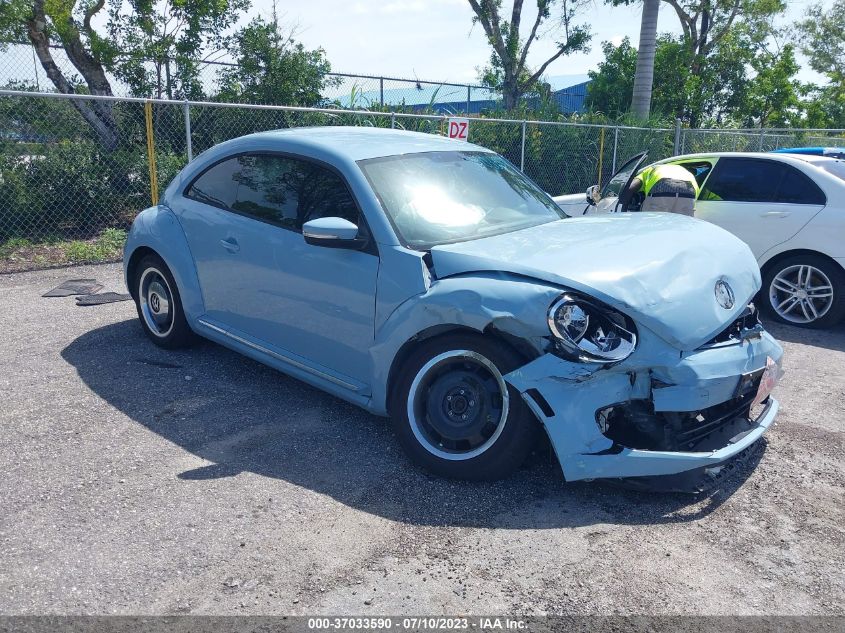 2013 VOLKSWAGEN BEETLE COUPE 2.5L - 3VWJP7ATXDM641660