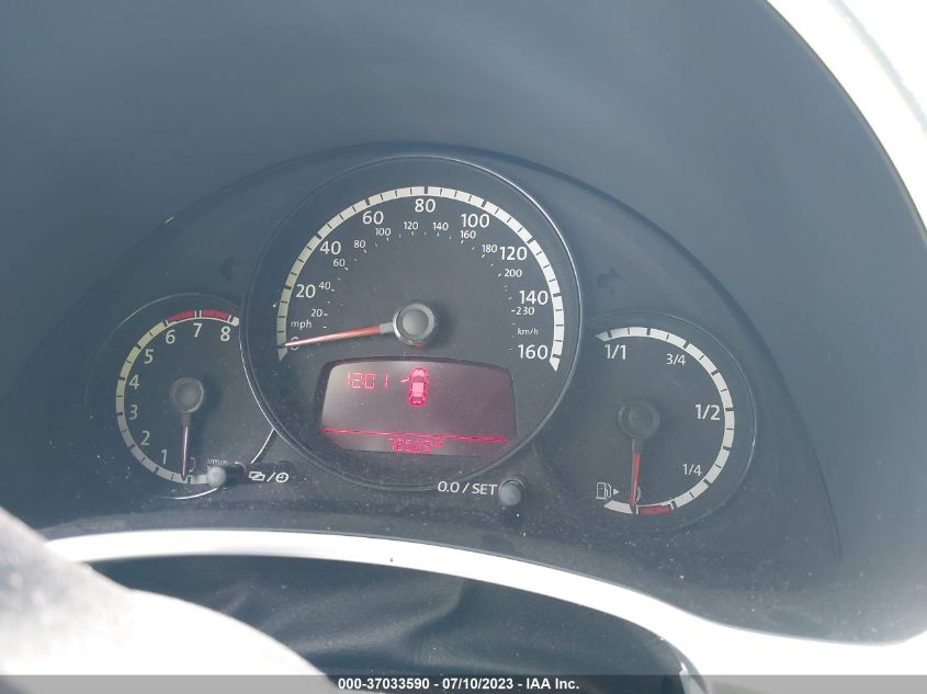 2013 VOLKSWAGEN BEETLE COUPE 2.5L - 3VWJP7ATXDM641660