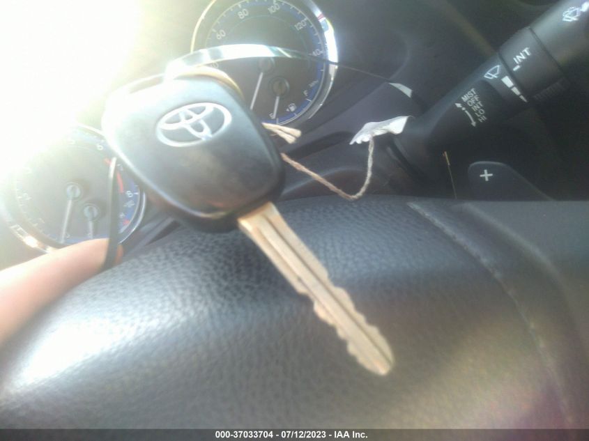 2018 TOYOTA COROLLA L/LE/XLE/SE/XSE - 5YFBURHE7JP853780