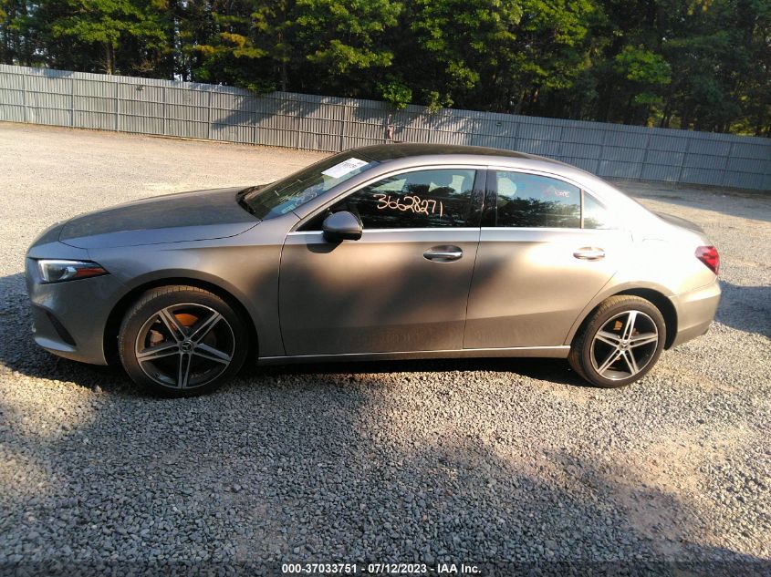 2019 MERCEDES-BENZ A-CLASS A 220 - WDD3G4FB7KW028571