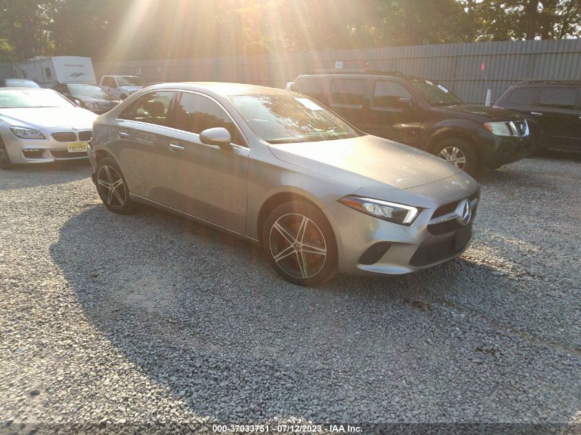2019 MERCEDES-BENZ A-CLASS A 220 - WDD3G4FB7KW028571