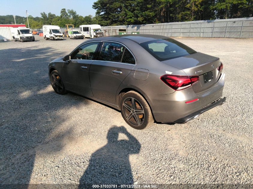 2019 MERCEDES-BENZ A-CLASS A 220 - WDD3G4FB7KW028571
