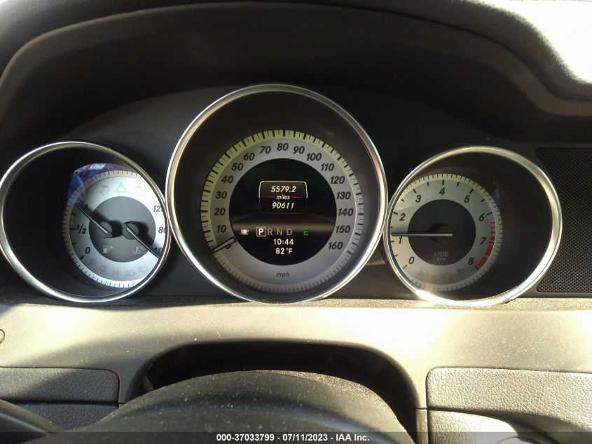 2013 MERCEDES-BENZ C-CLASS C 300 - WDDGF8AB8DR246930
