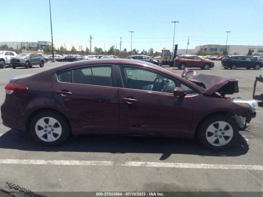 2017 KIA FORTE LX - 3KPFK4A70HE036586