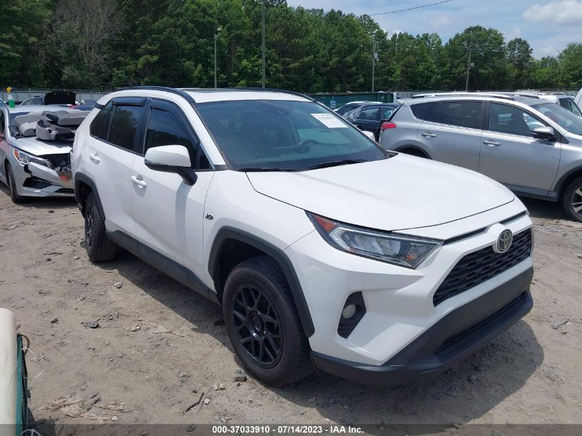 2020 TOYOTA RAV4 XLE - 2T3W1RFV4LW064668
