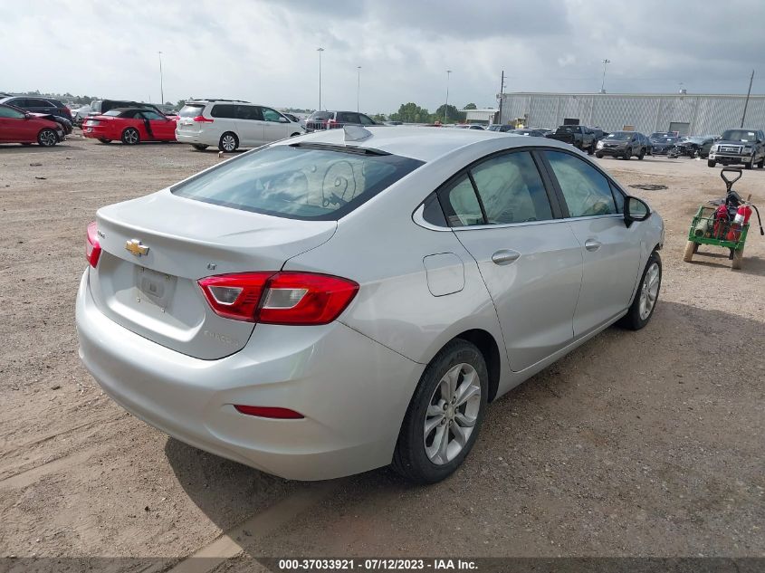 2019 CHEVROLET CRUZE LT - 1G1BE5SM3K7144829