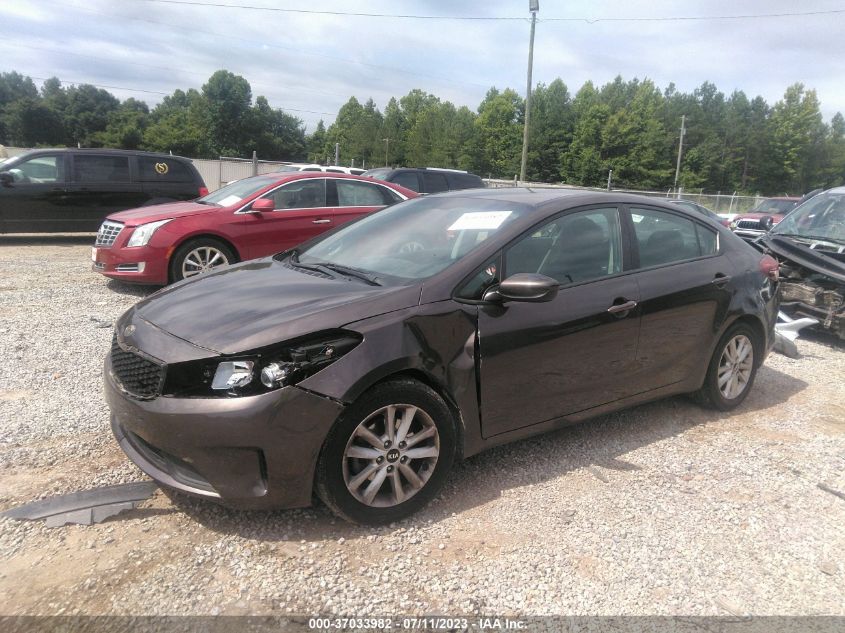 2017 KIA FORTE LX - 3KPFL4A71HE012679