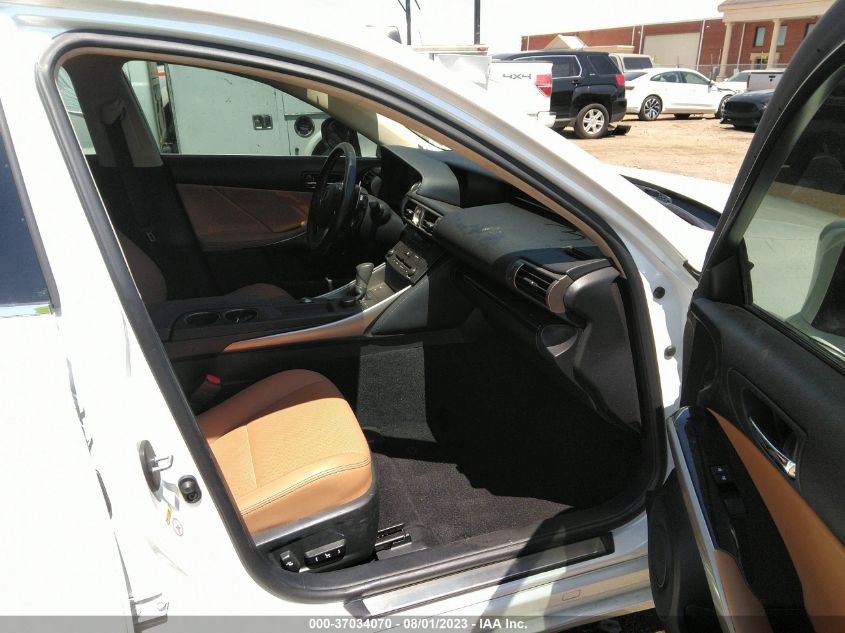 2016 LEXUS IS 300 - JTHCM1D20G5010400