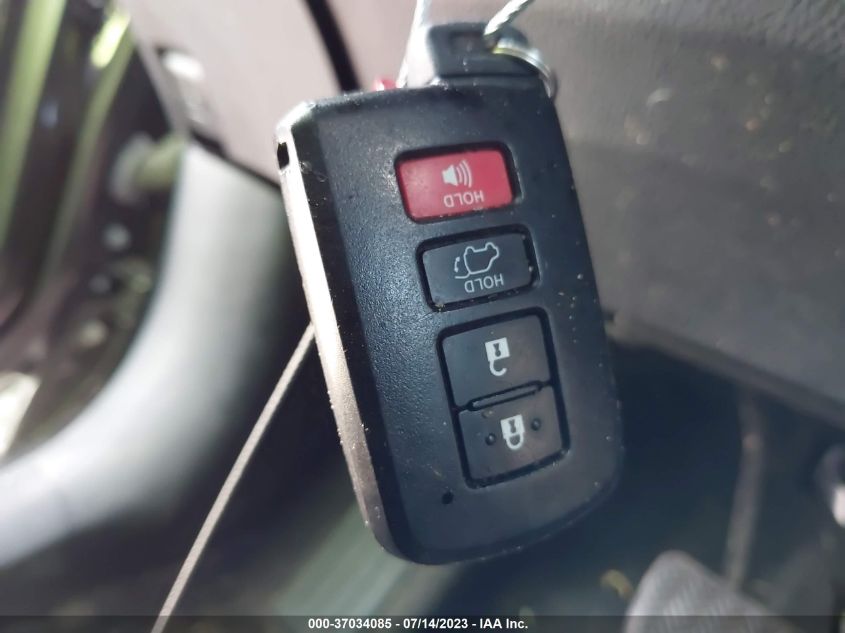 2017 TOYOTA RAV4 LIMITED/PLATINUM - 2T3YFREV2HW330658