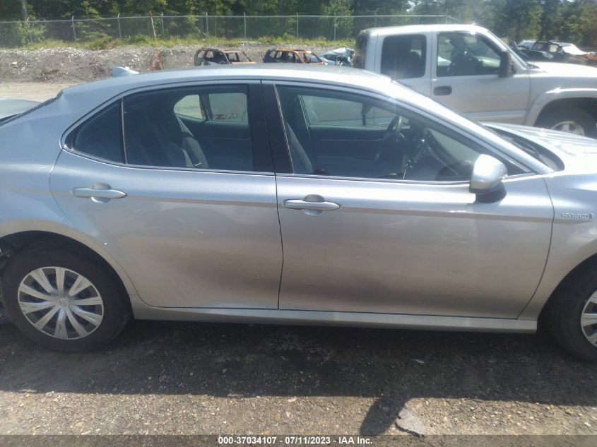 2020 TOYOTA CAMRY HYBRID LE - 4T1C31AK5LU546165