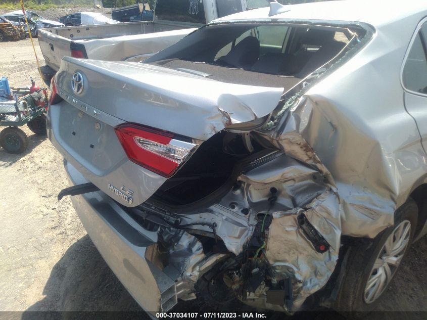 2020 TOYOTA CAMRY HYBRID LE - 4T1C31AK5LU546165