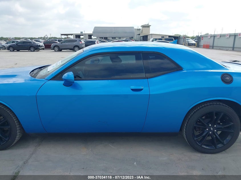 VIN 2C3CDZAG3JH314521 2018 DODGE CHALLENGER SXT