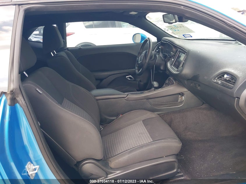 VIN 2C3CDZAG3JH314521 2018 DODGE CHALLENGER SXT