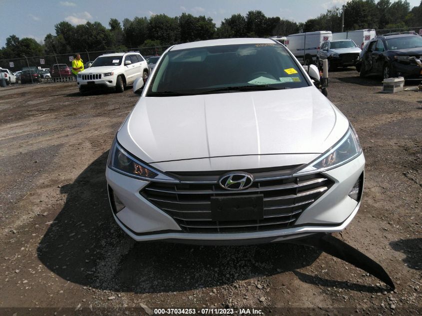 2019 HYUNDAI ELANTRA SE - 5NPD74LF8KH436752