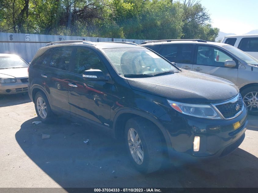 2014 KIA SORENTO LX - 5XYKTDA65EG457253