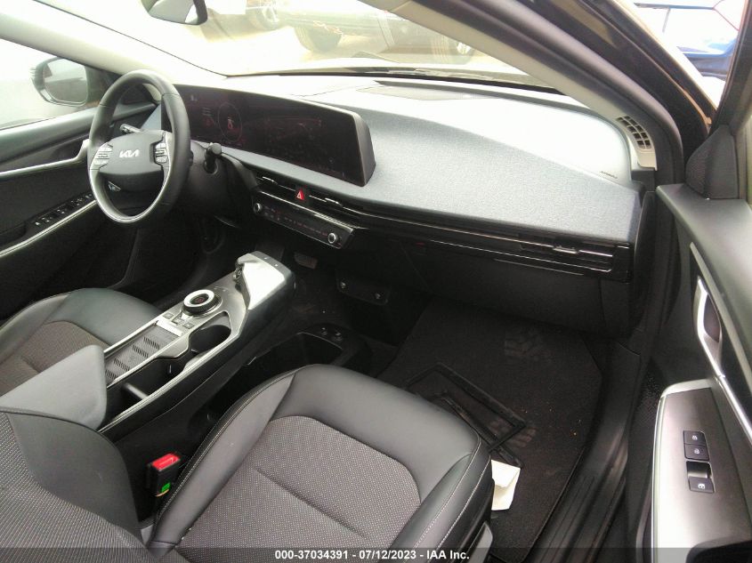 2022 KIA EV6 LIGHT/WIND/GT LINE - KNDC34LB2N5058386