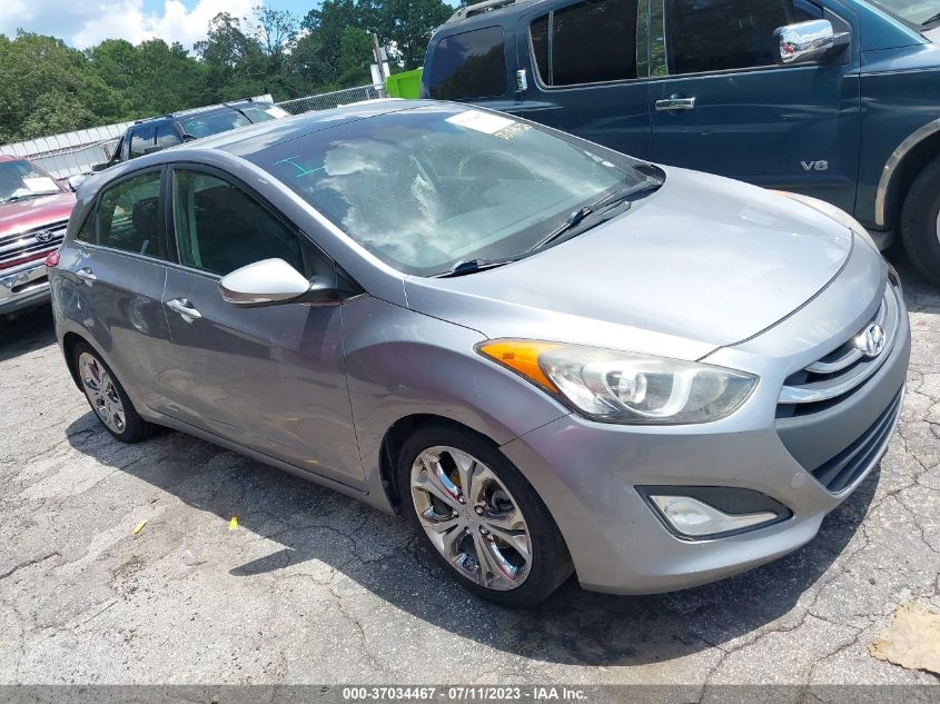 2013 HYUNDAI ELANTRA GT W/BLUE INT - KMHD35LE6DU048321