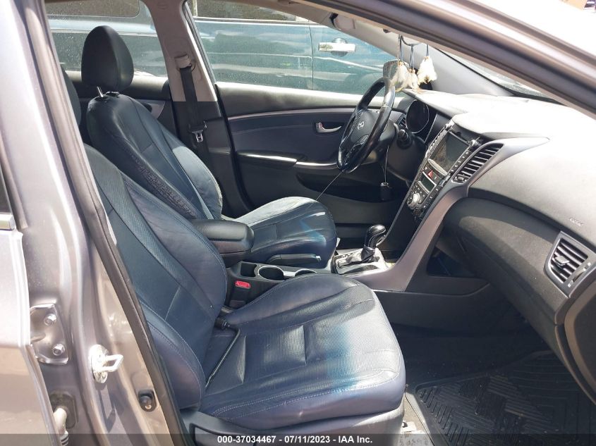 2013 HYUNDAI ELANTRA GT W/BLUE INT - KMHD35LE6DU048321