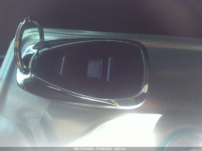 2018 CHEVROLET EQUINOX LT - 2GNAXJEV8J6193654