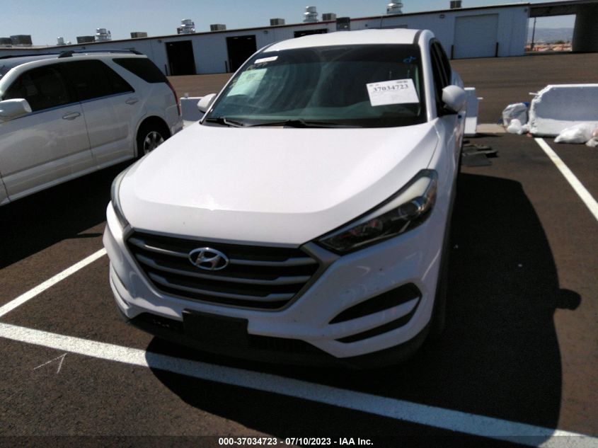 2017 HYUNDAI TUCSON SE - KM8J23A42HU391492
