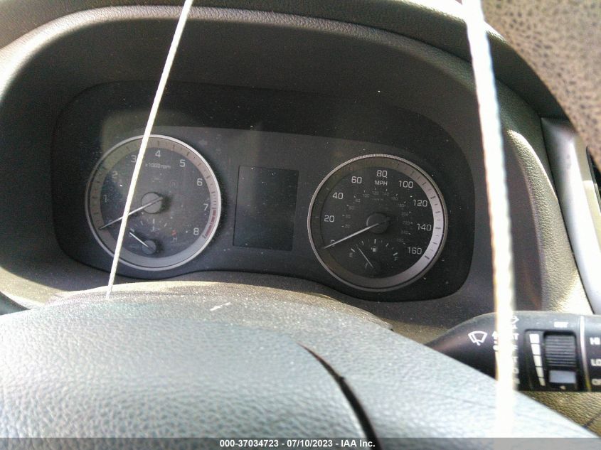 2017 HYUNDAI TUCSON SE - KM8J23A42HU391492
