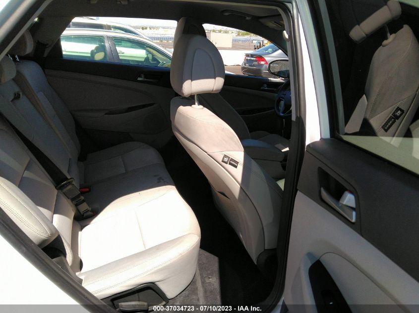 2017 HYUNDAI TUCSON SE - KM8J23A42HU391492